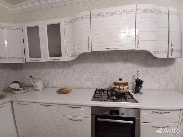 Кухонный гарнитур кухня бу угловой с плитой