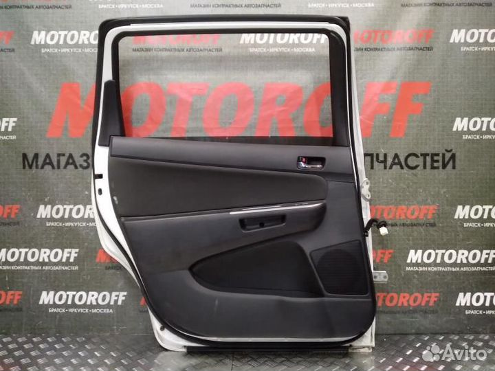 Дверь задняя левая Тойота Виш ZNE10 светлая А214