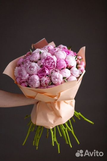 Букеты из голландских пион