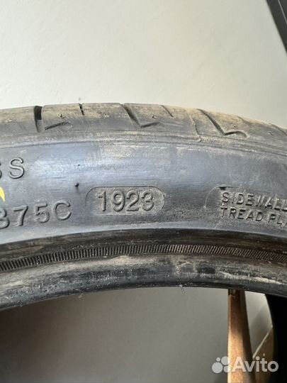 Zeta Alventi 255/35 R19