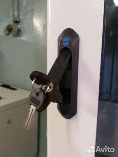 Шкаф телекоммуникационный настенный 9U 600х300