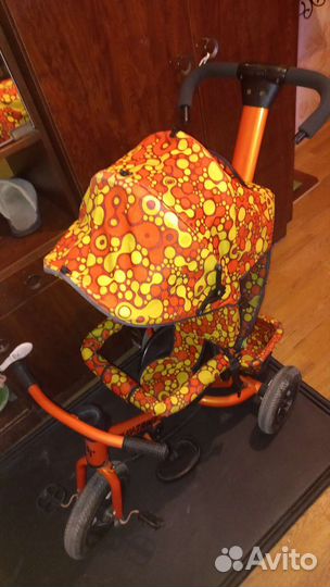 Велосипед с родительской ручкой