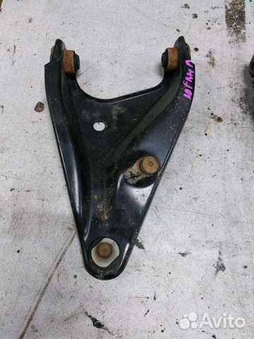Рычаг передний левый Renailt Logan 1