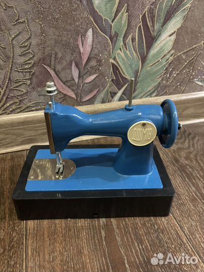 Детская швейная машина