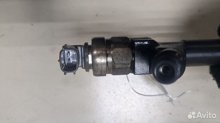 Форсунка топливная Nissan Pathfinder, 2010