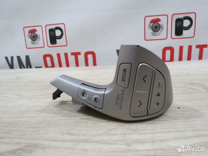 Блок кнопок руля Toyota Camry V40