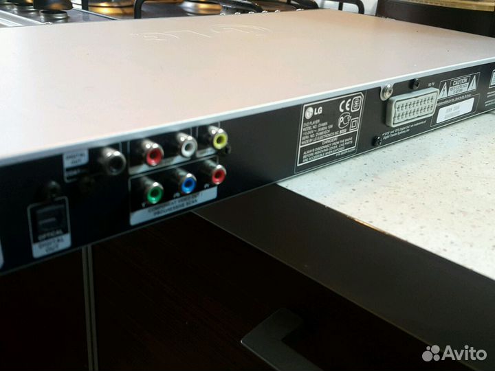 DVD плеер LG DV466X
