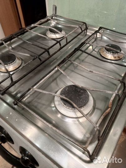Газовая плита 4 конфорки