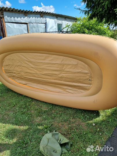 Надувная лодка Voyager 500