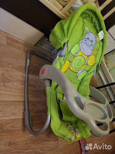 Шезлонг детский