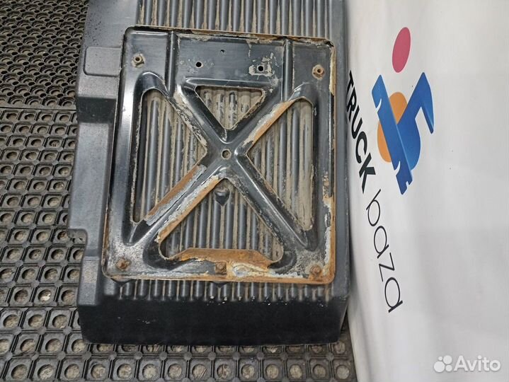 82110404 Крыло переднее левое Volvo FH