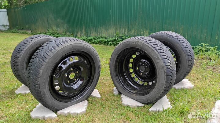 R16 Marshal WinterCraft Ice WI31 205/55, PCD 5x112 DIA 57.1