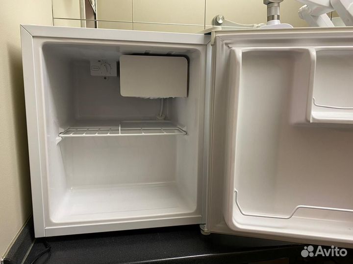 Холодильник бу маленький