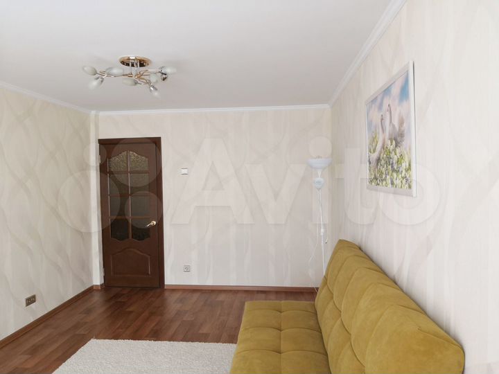 2-к. квартира, 55 м², 3/5 эт.