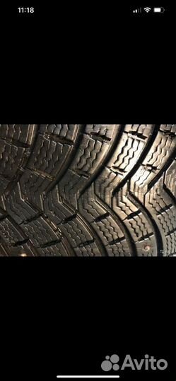 Michelin X-Ice North 2 275/45 R20