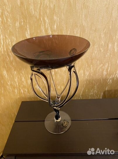 Вазы из цветного стекла