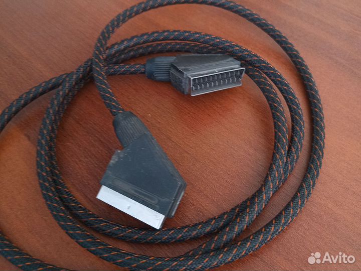 Шнур для старого видеомагнетофона