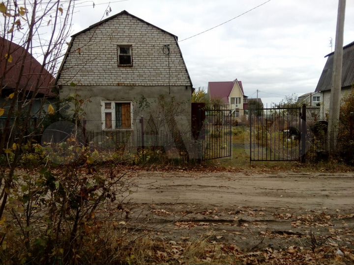 Дом 52 м² на участке 4,9 сот.