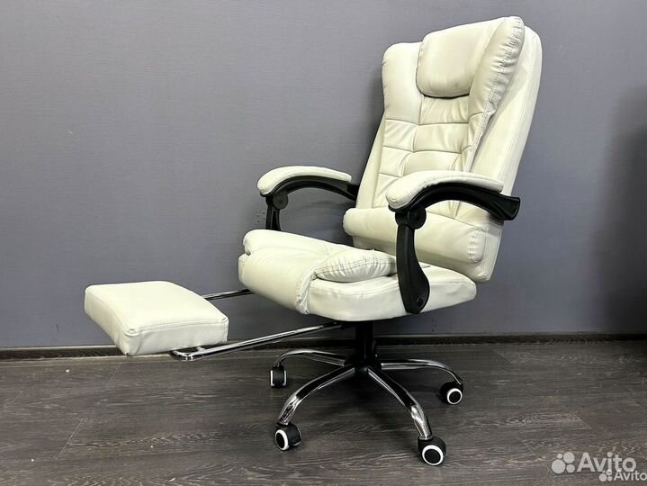 Офисное кресло новое