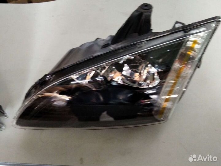 Фара Форд Фокус 2. 05-08 г.в.левая,правая