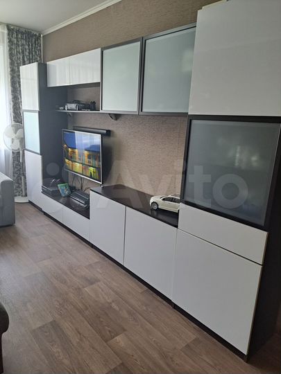 3-к. квартира, 70 м², 1/9 эт.