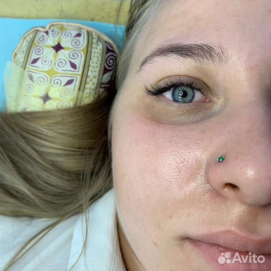 Требуется модель на наращивание ресниц (классика