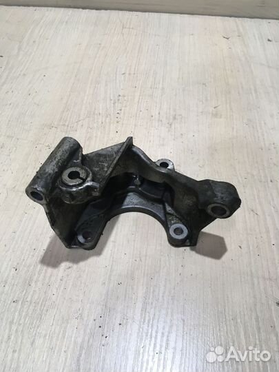 Кронштейн гидроусилителя Audi A6 C6