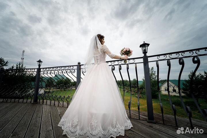 Свадебное платье