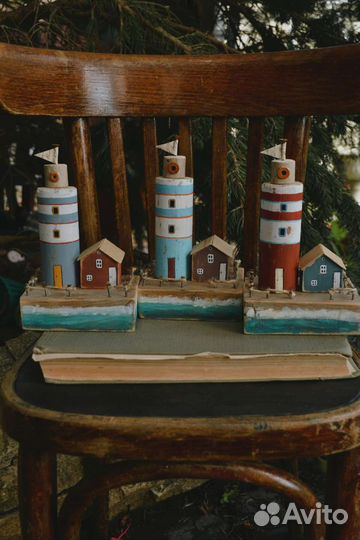 Маяк домики деревянные