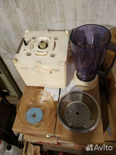 Машина бытовая кухонная 