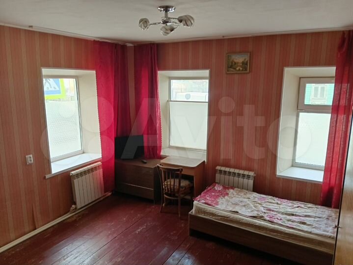 2-к. квартира, 43 м², 1/2 эт.