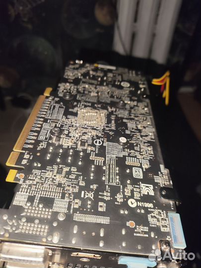 Видеокарта Radeon r7 200 2 гб