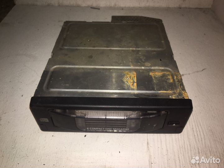 CD-Чейнджер на 6 дисков бмв Е60 5 серия