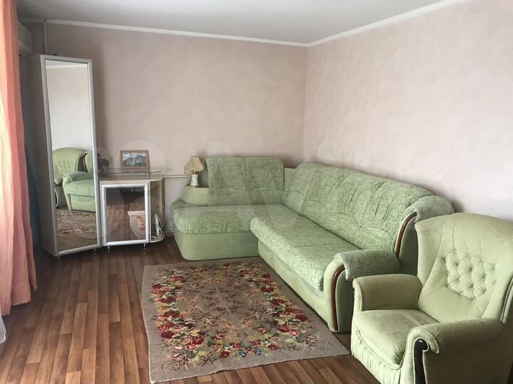 2-к. квартира, 57 м², 3/5 эт.