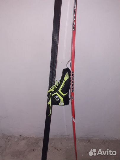 Лыжи беговые 190 см