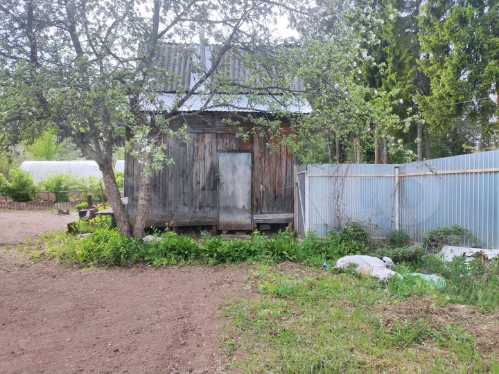 Дача 20 м² на участке 4 сот.