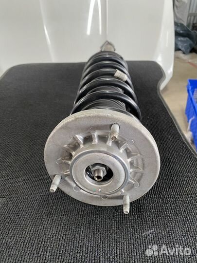 Амортизатор задний BMW G30 оригинал