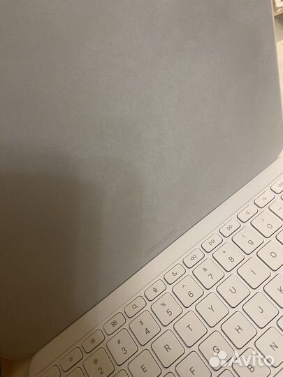 Чехол-клавиатура для iPad