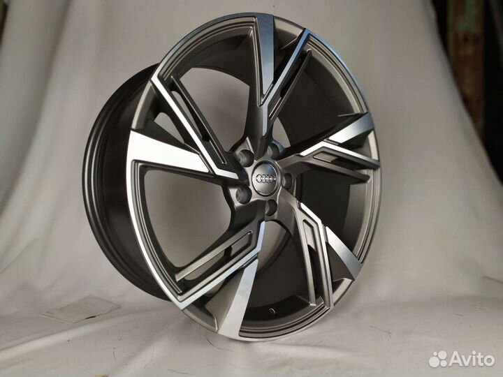 R18/5/112 Audi A4 Skoda Kodiak, Octavia A7, VW Pas