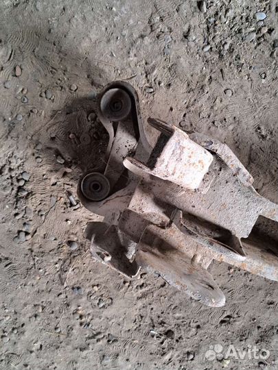 Балка задняя Hyundai Sonata 3