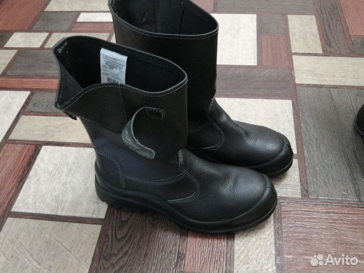 Сапоги кирзовые зимние и летние новые