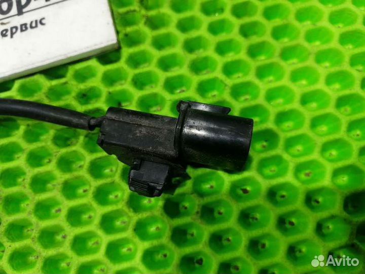 Концевик капота Kia Rio 4