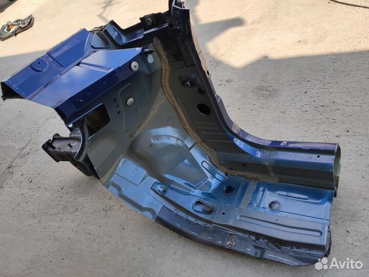 Лонжерон передний правый на Opel Meriva A