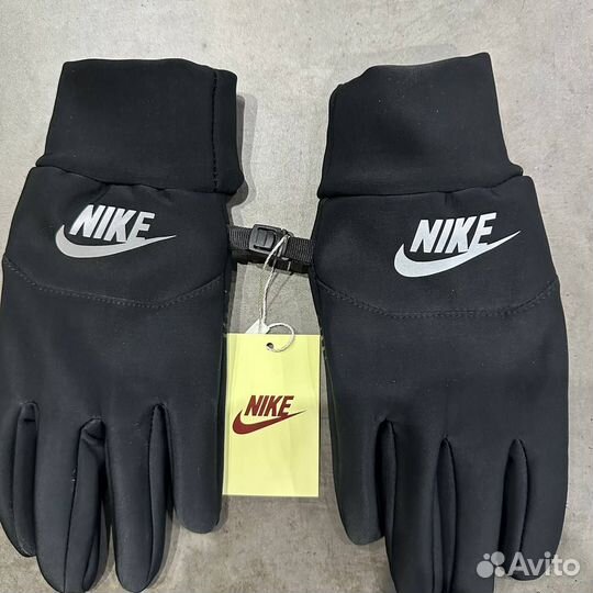 Перчатки Nike