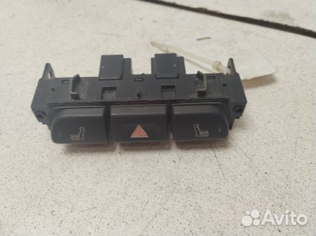 Кнопка аварийной сигнализации