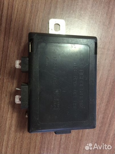 Блок электронный Mercedes w163 ML 163382200289