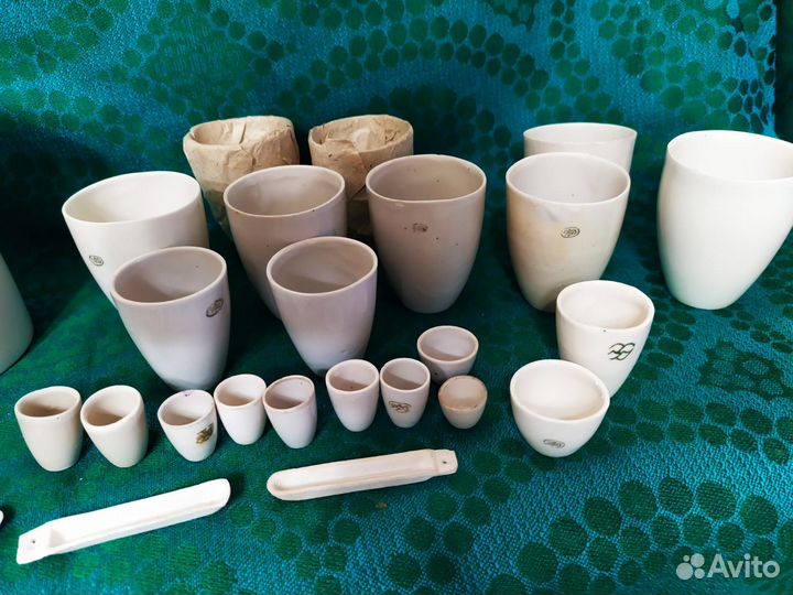 Тигли фарфоровые (посуда лабораторная)