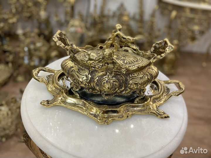 Тортница хрустальная