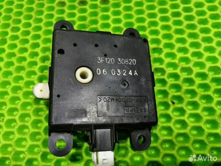 Моторчик заслонки отопителя Nissan Teana J31