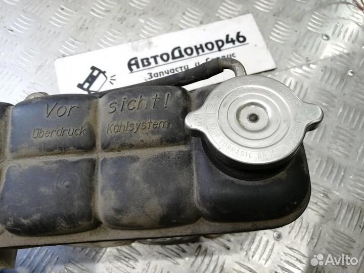 Бачок расширительный Mercedes W208 CLK